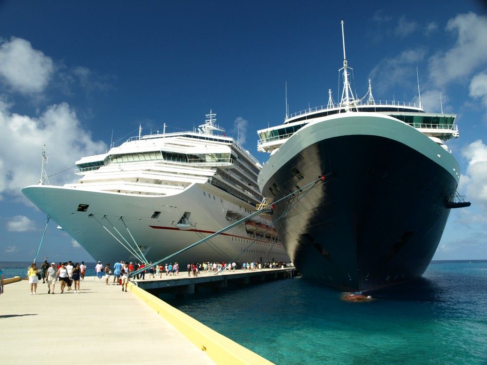 Guía para tu primer crucero: trucos que la naviera NO te contará 3 Cruceros, Primer crucero, Cómo evitar gastos ocultos en cruceros, Mejor seguro para cruceros 2026, Starlink en cruceros opiniones, Excursiones para cruceristas por libre