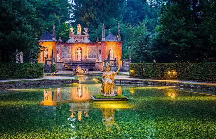 Qué ver en SALZBURGO: guía completa (fortaleza, miradores, navidad…) 22 Qué ver en Salzburgo, Salzburgo Austria, qué ver en Salzburgo en 2 días, qué hacer en Salzburgo con niños, qué ver en Salzburgo en invierno/navidad, cómo llegar a Salzburgo desde Viena, mejores miradores de Salzburgo, dónde comer en Salzburgo centro histórico qué ver en Salzburgo gratis, tour de The Sound of Music en Salzburgo, dónde filmaron Sonrisas y lágrimas,, qué museos visitar en Salzburgo, qué ver en Austria, hoteles cerca de la fortaleza Hohensalzburg, Palacio de Hellbrunn