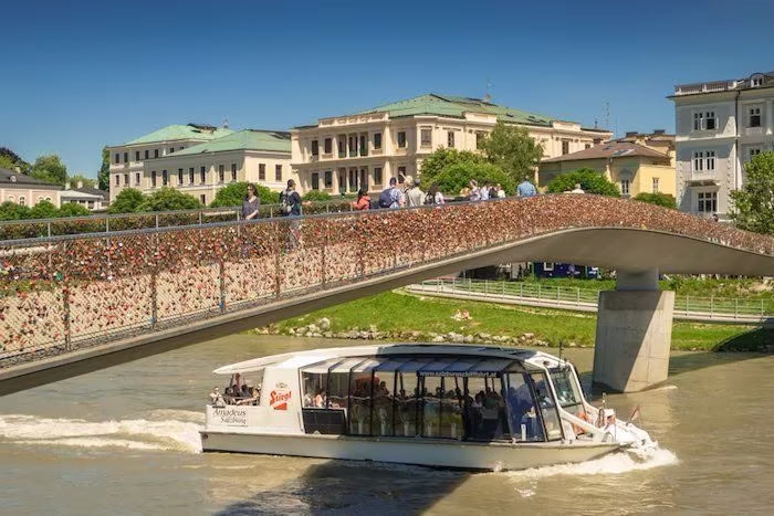 Qué ver en SALZBURGO: guía completa (fortaleza, miradores, navidad…) 13 Puentes sobre el río Salzach, Puente Makartsteg