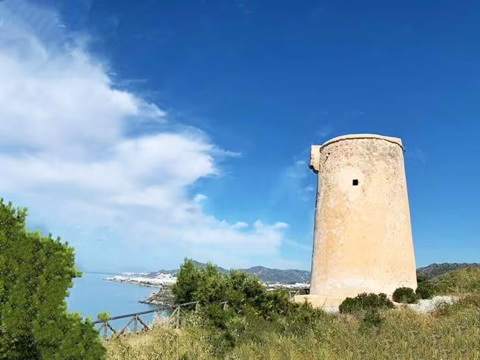 Maro, ruta por la Costa del Sol, España