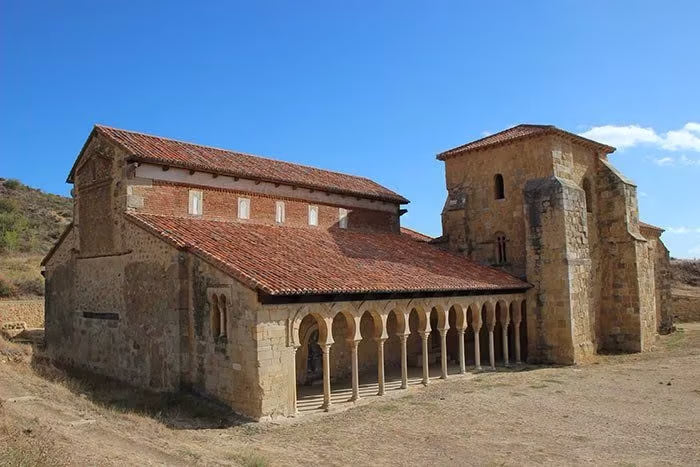 Monasterio San Miguel de Escalada, Gradefes, rincones mágicos de León provincia