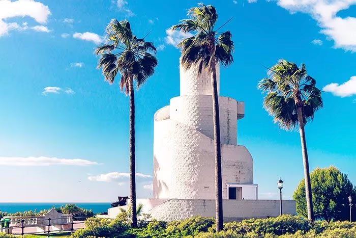 Torremolinos, Parque Batería, Costa del Sol, Ruta por la Costa del Sol en coche, Pueblos con encanto en la Costa del Sol, Mejores playas de la Costa del Sol para familias, Actividades al aire libre en la Costa del Sol, Gastronomía en la Costa del Sol, Consejos para viajar por la Costa del Sol en transporte público, Itinerario de 7 días por la Costa del Sol, ruta por la Costa del Sol, Costa del Sol 5 días, pueblo más bonito de la Costa del Sol, Cuál es la parte más bonita de la Costa del Sol, Cuántos días se necesitan para recorrer la Costa del Sol, Itinerario Costa del Sol, Costa del Sol mapa 