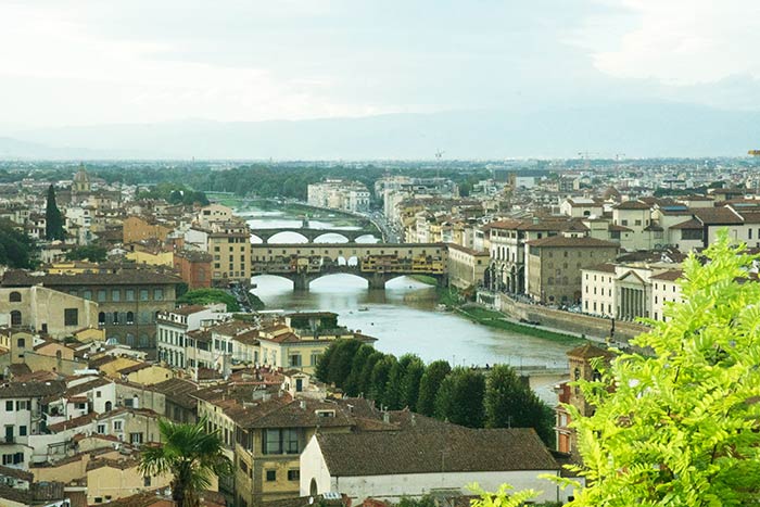 14 planes TOP que hacer GRATIS en FLORENCIA 3 Qué hacer gratis en Florencia, obtener estas vistas panorámicas del río y del Puente Viejo