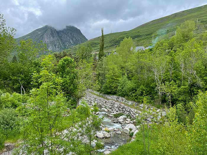 Qué ver en Tredós: el Camino de la Bruja y más en la Val d'Aran 8 Paisajes naturales en Tredós, Valle de Arán