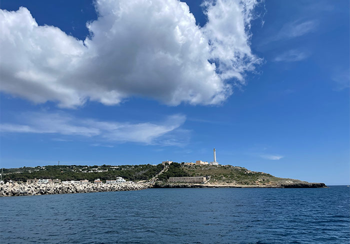 Qué ver en Puglia: guía completa para tu primera visita 20 Puglia, Apulia, Qué ver en Puglia, Ruta por Puglia, Puglia en 5 días, pueblos más bonitos de Puglia, imprescindibles Puglia, qué hacer en Puglia, itinerario Puglia, Puglia en una semana, ruta Puglia en coche, itinerario Puglia 7 días, Santa María di Leuca, excursión en barco por las grutas del sur de Italia,