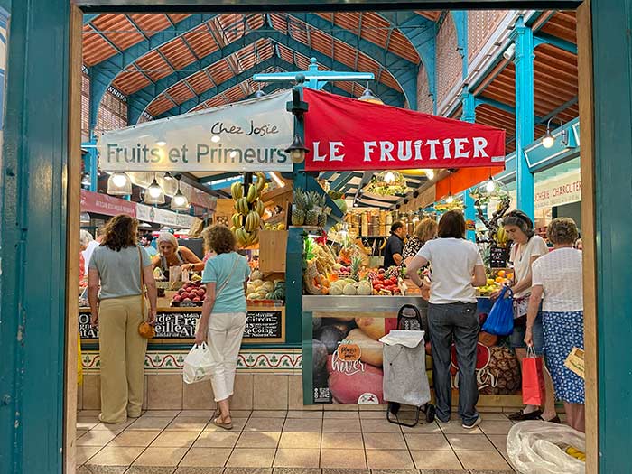 Qué ver en San Juan de Luz, Francia: guía imprescindible 6 San Juan de Luz, qué ver en San Juan de Luz, País Vasco Francés, qué ver en el país vasco francés, qué ver cerca de San Sebastián, hotel en San Juan de Luz Francia, Qué ver en el norte de Francia, centro histórico San Juan de Luz, Iglesia de San Juan Bautista San Juan de Luz, Plaza Luis XIV San Juan de Luz, Maison de l’Infante San Juan de Luz, rue Gambetta, gastronomía país vasco francés, Mercado Les Halles