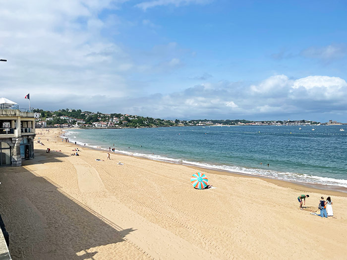 Qué ver en San Juan de Luz, Francia: guía imprescindible 8 San Juan de Luz, qué ver en San Juan de Luz, País Vasco Francés, qué ver en el país vasco francés, qué ver cerca de San Sebastián, hotel en San Juan de Luz Francia, Qué ver en el norte de Francia, centro histórico San Juan de Luz, Iglesia de San Juan Bautista San Juan de Luz, Plaza Luis XIV San Juan de Luz, Maison de l’Infante San Juan de Luz, rue Gambetta, gastronomía país vasco francés, Grand Plage y paseo marítimo,