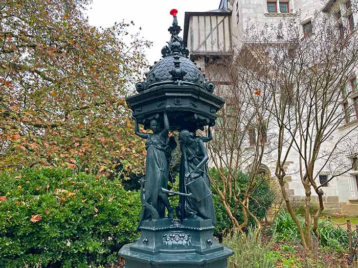 Una de las cuatro fuentes de la obra La Evasión para Le Voyage a Nantes por Pedrosa