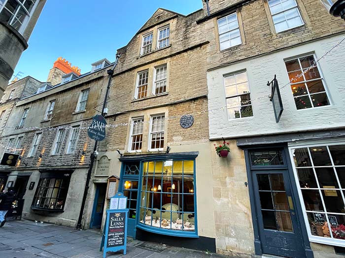 Qué ver en Inglaterra en 7 días , itinerario Inglaterra 7 días desde Londres, ruta por Inglaterra en una semana, 7 días en Inglaterra, escapadas día desde Londres Inglaterra, qué hacer en Inglaterra fuera de Londres, pueblos con encanto Inglaterra Cotswolds, Oxford, Blenheim Palace excursión desde Londres, Bath, Manchester, Liverpool, qué ver en Oxford, ruta por Inglaterra en tren desde Londres, qué hacer en Bath en un día desde Londres, mejores pueblos Cotswolds cerca de Oxford, Blenheim Palace historia y visitas, tour desde Londres, Inglaterra en una semana, qué hacer en Inglaterra en 7 días, Bath, Qué ver en Bath, Bath Inglaterra, qué hacer en Bath