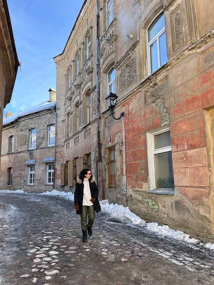 calles del centro histórico de Vilna Lituania, Torre de Gediminas, Puerta del amanecer Vilna, Aušros Vartai, Qué ver en Vilna, Qué hacer en Vilna, Vilna Lituania, Vilna 1 día, Vilna 2 días, Universidad de Vilna, Catedral de Vilna, hoteles en Vilna, cómo ir de Vilna a Kaunas, Vilna Vilnius en 3 días, cómo llegar a Vilna, República de Užupis 