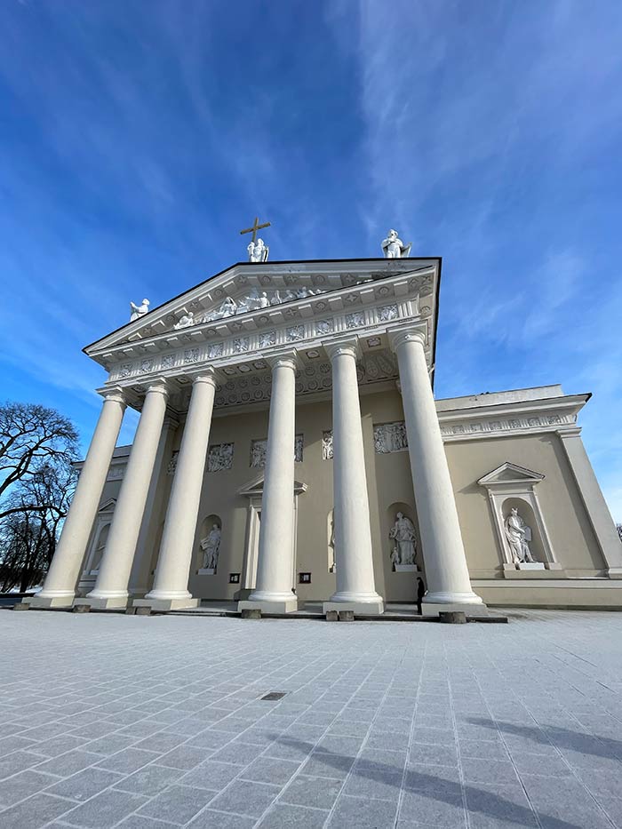 Qué ver en Vilna, Qué hacer en Vilna, Vilna Lituania, Vilna 1 día, Vilna 2 días, Universidad de Vilna, Catedral de Vilna, hoteles en Vilna, cómo ir de Vilna a Kaunas, Vilna Vilnius en 3 días, cómo llegar a Vilna, 