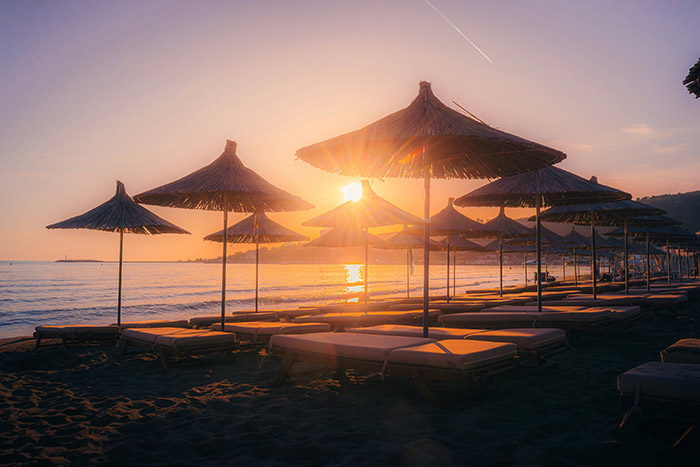 Playa de Ksamil en Albania, Europa del Este, Riviera Albanesa, cómo tener internet en albania , mejor esim para albania, roaming en albania vodafone, tarjeta sim albania aeropuerto, internet en albania movistar, que tarjeta sim comprar en albania, internet movil albania, viajar a albania por libre, requisitos para viajar a albania desde españa, playas de albania mas bonitas, que ver en albania en 7 dias, moneda de albania propinas, es seguro viajar a albania sola, alquilar coche en albania opiniones, holafly albania opiniones, que ver en tirana.