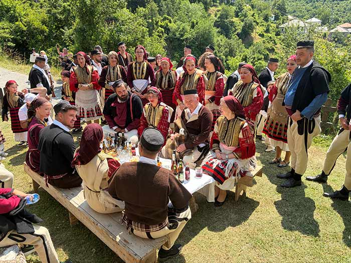 Qué ver en Macedonia: los mejores lugares y el secreto mejor guardado de los Balcanes 17 Rituales de la boda de Galicnik, Madeconia del Norte