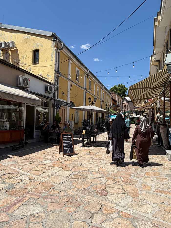 Qué ver en Skopje: ruta, mapa e imprescindibles en la capital más surrealista de Europa 15 Dónde alojarse en Skopje zonas y recomendaciones